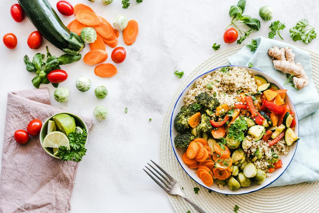 Healthy Vegetarian Dinner Recipe: Lentil and Vegetable Stir-Fry with Quinoa