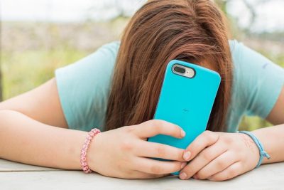 European Leaders Push Social Media Ban for Under-15s — What Parents Should Know Now